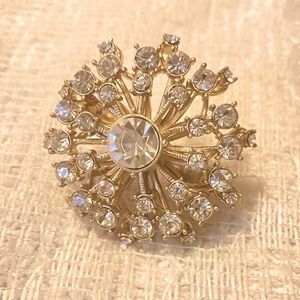 Stella & Dot vintage Crystal Starburst brooch